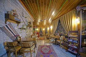 Maccan Cave Hotel