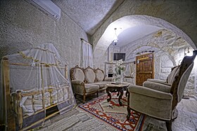 Maccan Cave Hotel