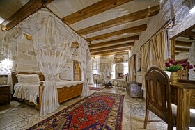 Maccan Cave Hotel