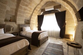 Medusa Cave Hotel