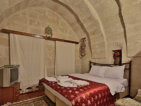 Melek Cave