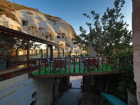 Melek Cave
