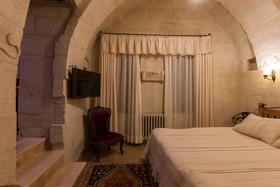 Mithra Cave Hotel
