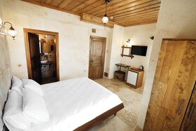 Rocca Stone House