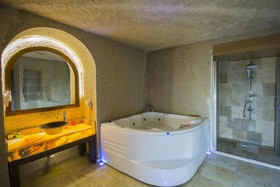 Roma Cave Suite Hotel