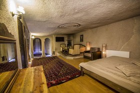 Roma Cave Suite Hotel