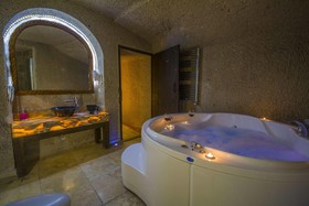 Roma Cave Suite Hotel