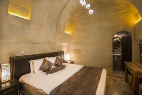 Roma Cave Suite Hotel