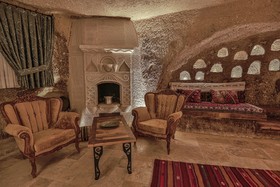 Sah Saray Cave Suites