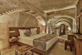 Sah Saray Cave Suites