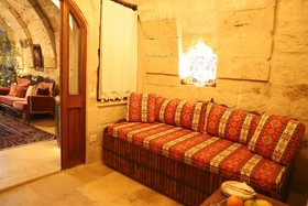 Sah Saray Cave Suites