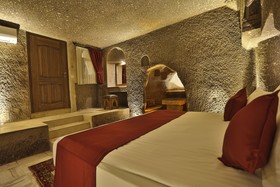 Sah Saray Cave Suites