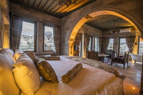 Sah Saray Cave Suites
