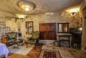 Sultan Cave Suites