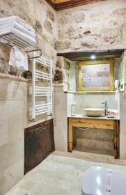 Sultan Cave Suites