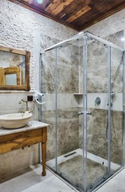 Sultan Cave Suites