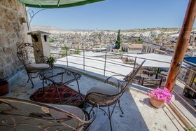 Sultan Cave Suites