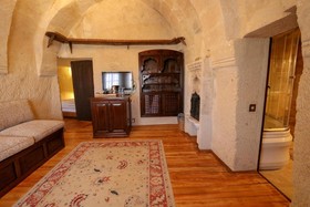 Sultan Cave Suites