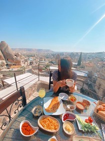 Sultan Cave Suites