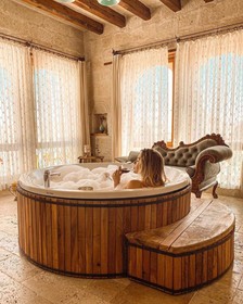 Sultan Cave Suites
