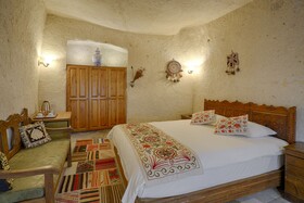 The Tulip Cave Suites