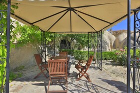 Travellers Cave - Traveller's