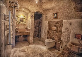 Travellers Cave - Traveller's
