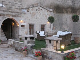 Travellers Cave - Traveller's