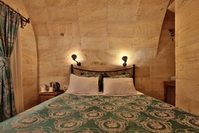 Walnut House