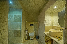 Zeus Cave Suites
