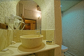 Zeus Cave Suites