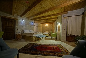 Zeus Cave Suites