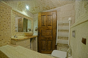 Zeus Cave Suites