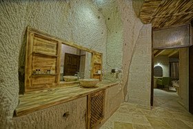 Zeus Cave Suites