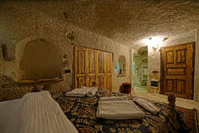 Zeus Cave Suites