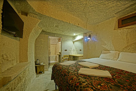 Zeus Cave Suites