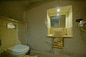 Zeus Cave Suites