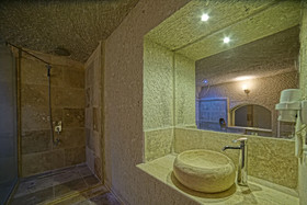 Zeus Cave Suites
