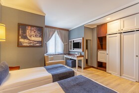 Mirada Del Lago Hotel