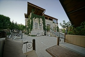Alaturca House