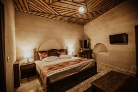 Alia Cave Hotel