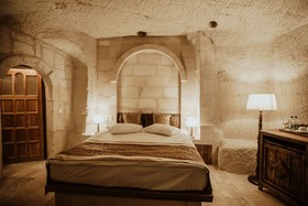 Alia Cave Hotel