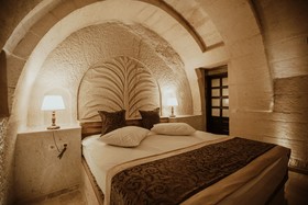 Alia Cave Hotel