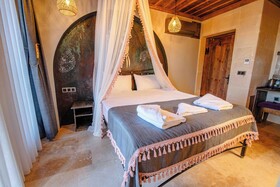 Alika Castle House