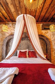 Alika Castle House