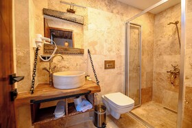 Alika Castle House