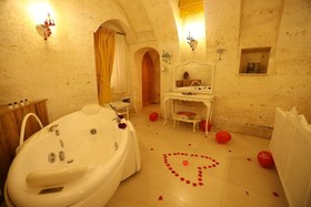 Anatelein Boutique Cave