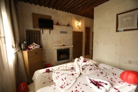 Anatelein Boutique Cave