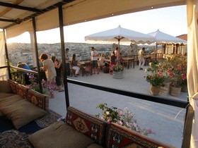 Arch Palace Hotel