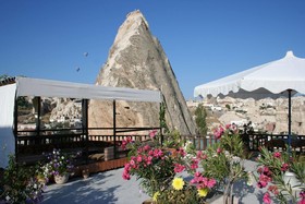 Arch Palace Hotel